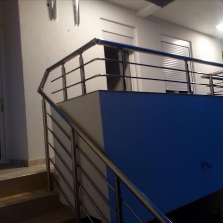Apartmani M&V Сутоморе Екстер'єр фото
