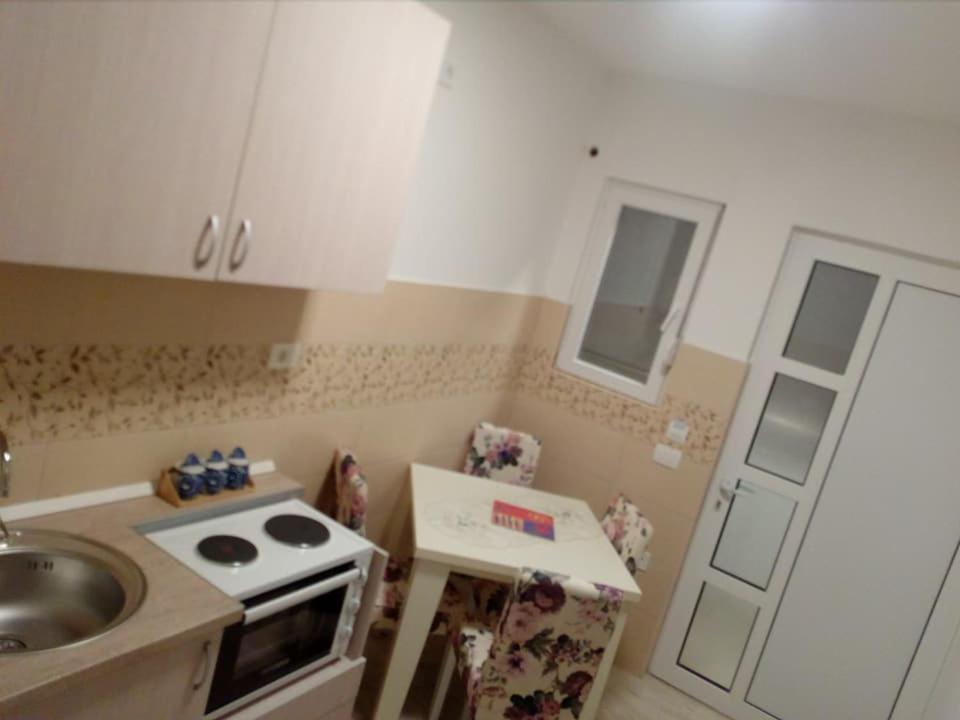 Apartmani M&V Сутоморе Екстер'єр фото
