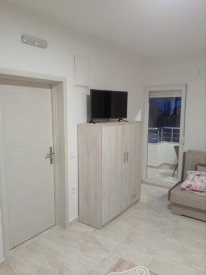 Apartmani M&V Сутоморе Екстер'єр фото